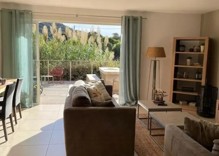 בית נופש Modern Duplex Near Palombaggia